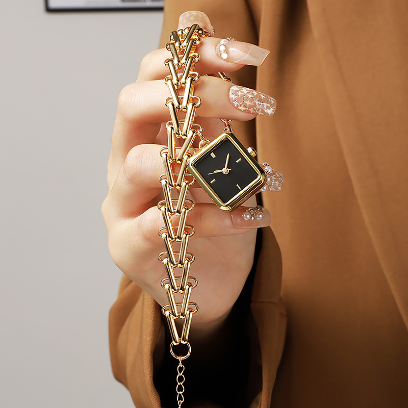 Women Quartz Watch Light Luxur - Watch Triangle Luxury review and price