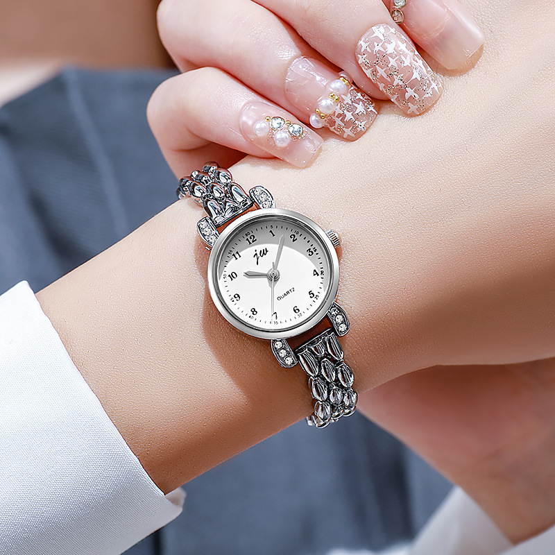 Fashion Women Bracelet Watches - Luxury Watch Arabic review and price