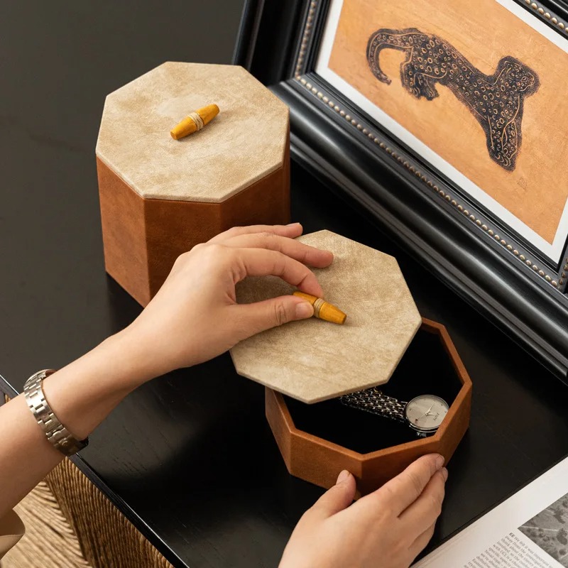 Italian Watch Organizers Smoot - Luxury Watch Leather review and price