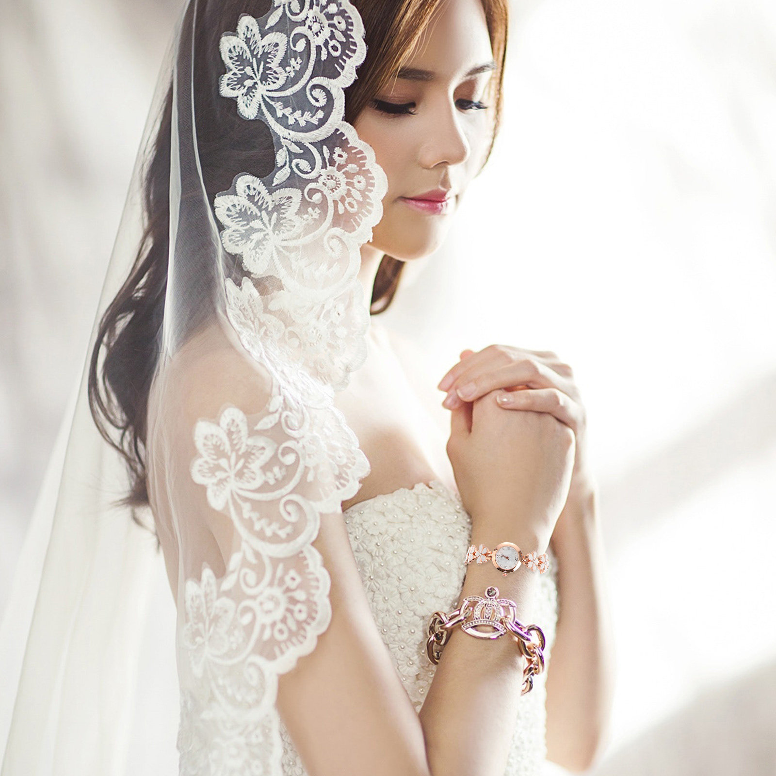 Elegant Crystal Quartz Bracele - Luxury Watch & Jewellery Recensioni review and price