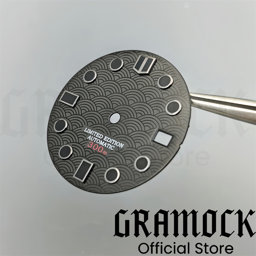 Gramock 28.5mm Black Red Fishs - Luxury Watch With Green Dial review and price